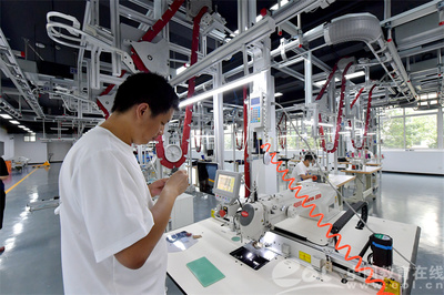 課崗融合 校企共建 浙紡服職院打造服裝數(shù)字化學習型工廠的計算機軟件技術開發(fā)實踐